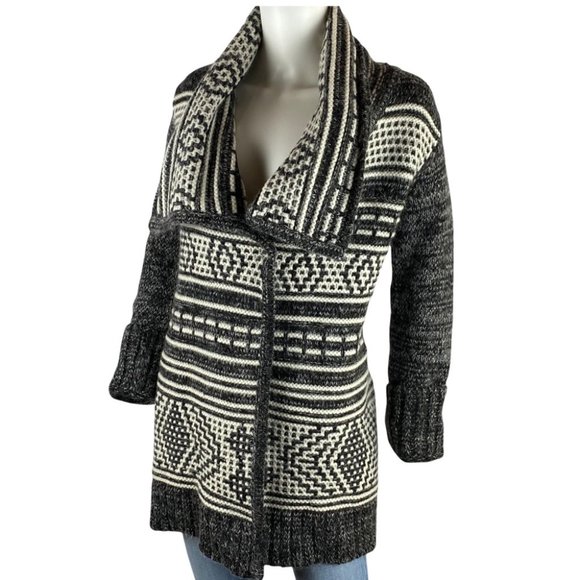 INTERMIX  Wool Blend Black & White Tribal Print Open Front Cardigan P/S - Picture 1 of 10